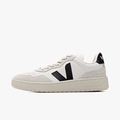 Veja V-90 O.T. Leather