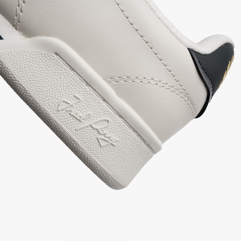 Fred Perry Leather - B6311 349 - Fuxia, Urban Tribes United