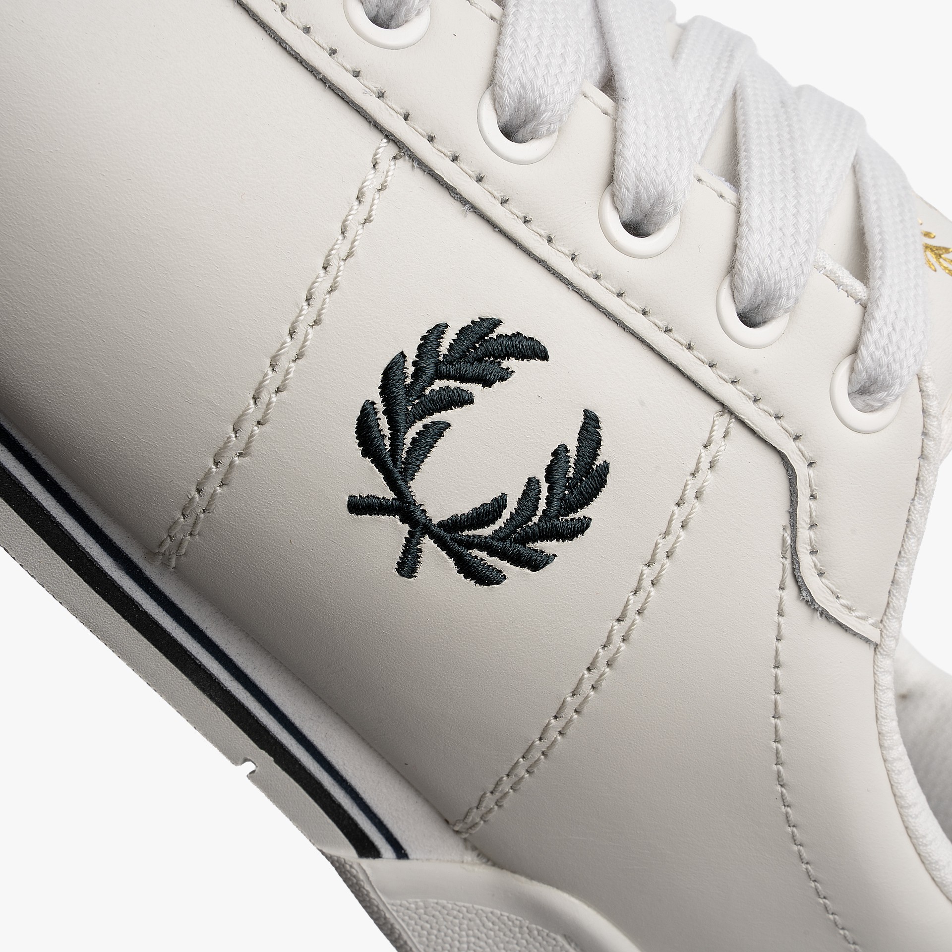 Fred Perry Leather