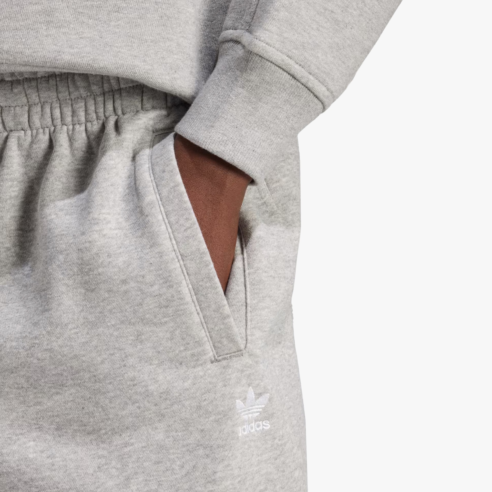 adidas ESS Joggers
