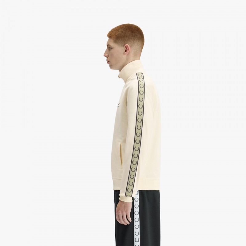 Fred Perry Contrast Tape - J5557 34B - Fuxia, Urban Tribes United