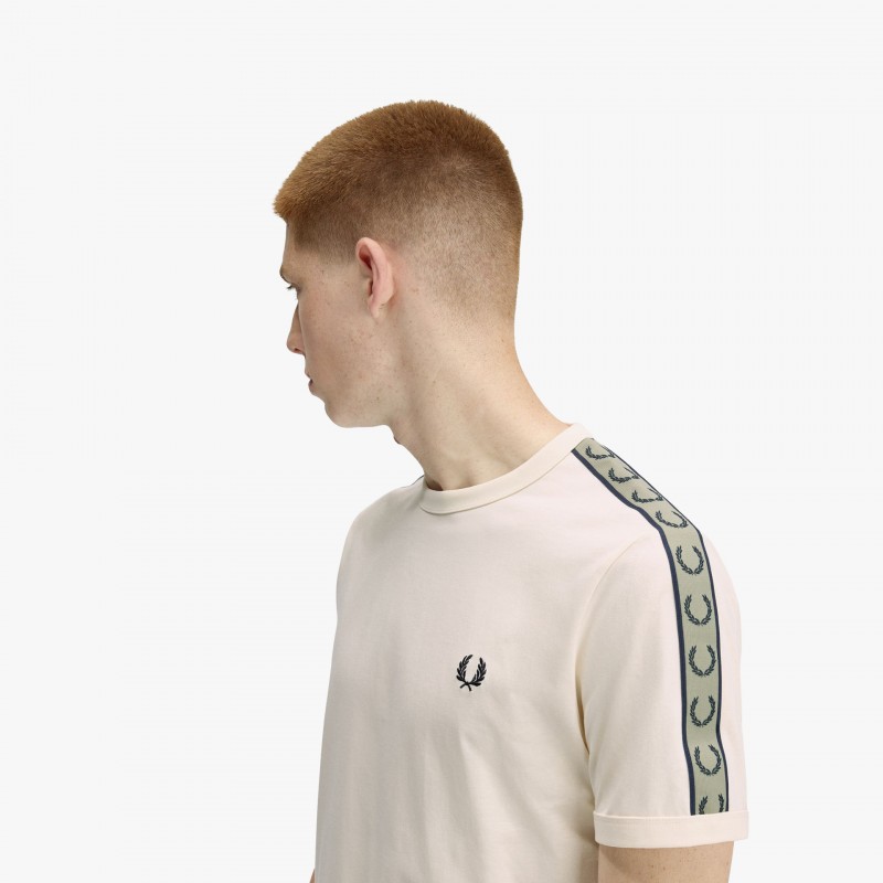 Fred Perry Contrast Tape Ringer - M4613 28B - Fuxia, Urban Tribes United