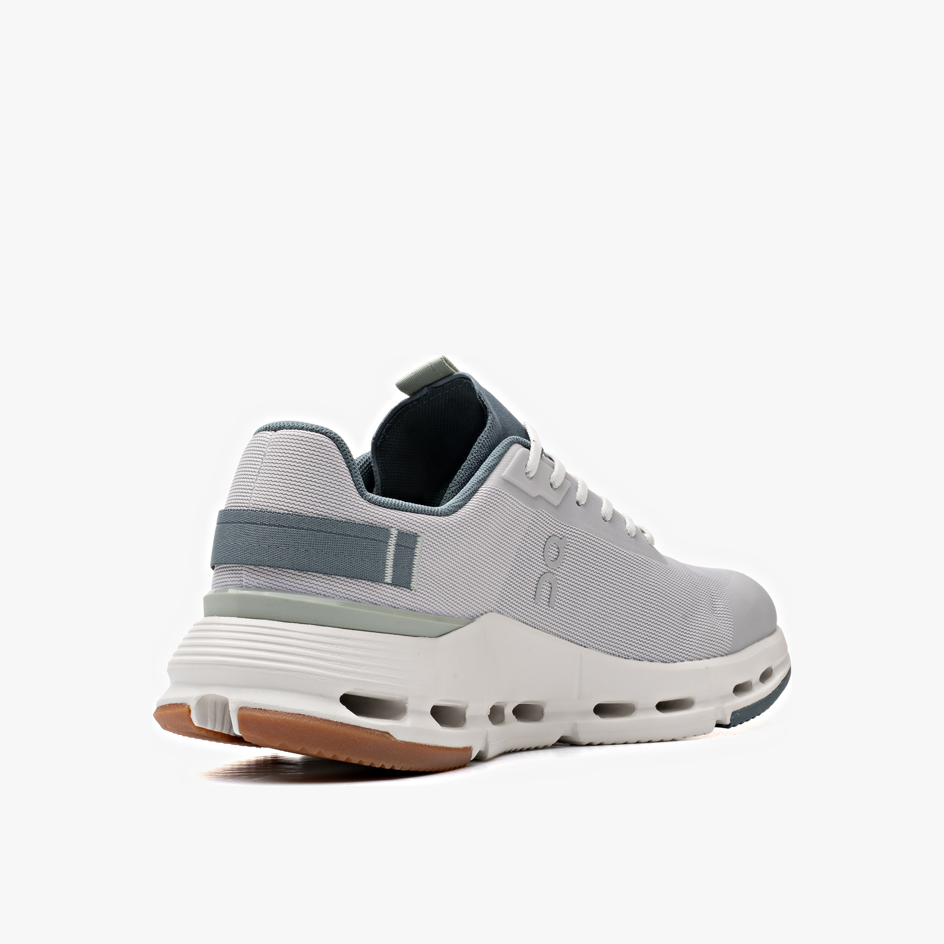 ON Cloudnova Form 2