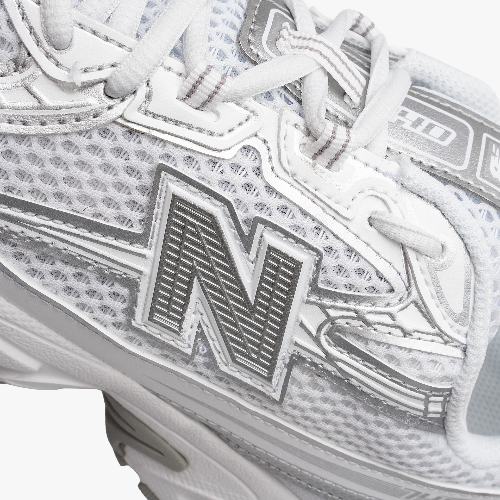 New Balance U740