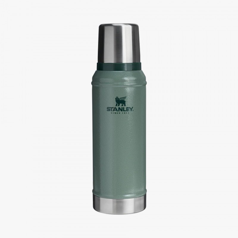 Stanley Classic Legendary Bottle 0.94L Stanley Classic Legendary Bottle 0.94L - 10 11346 091 - Fuxia, Urban Tribes United