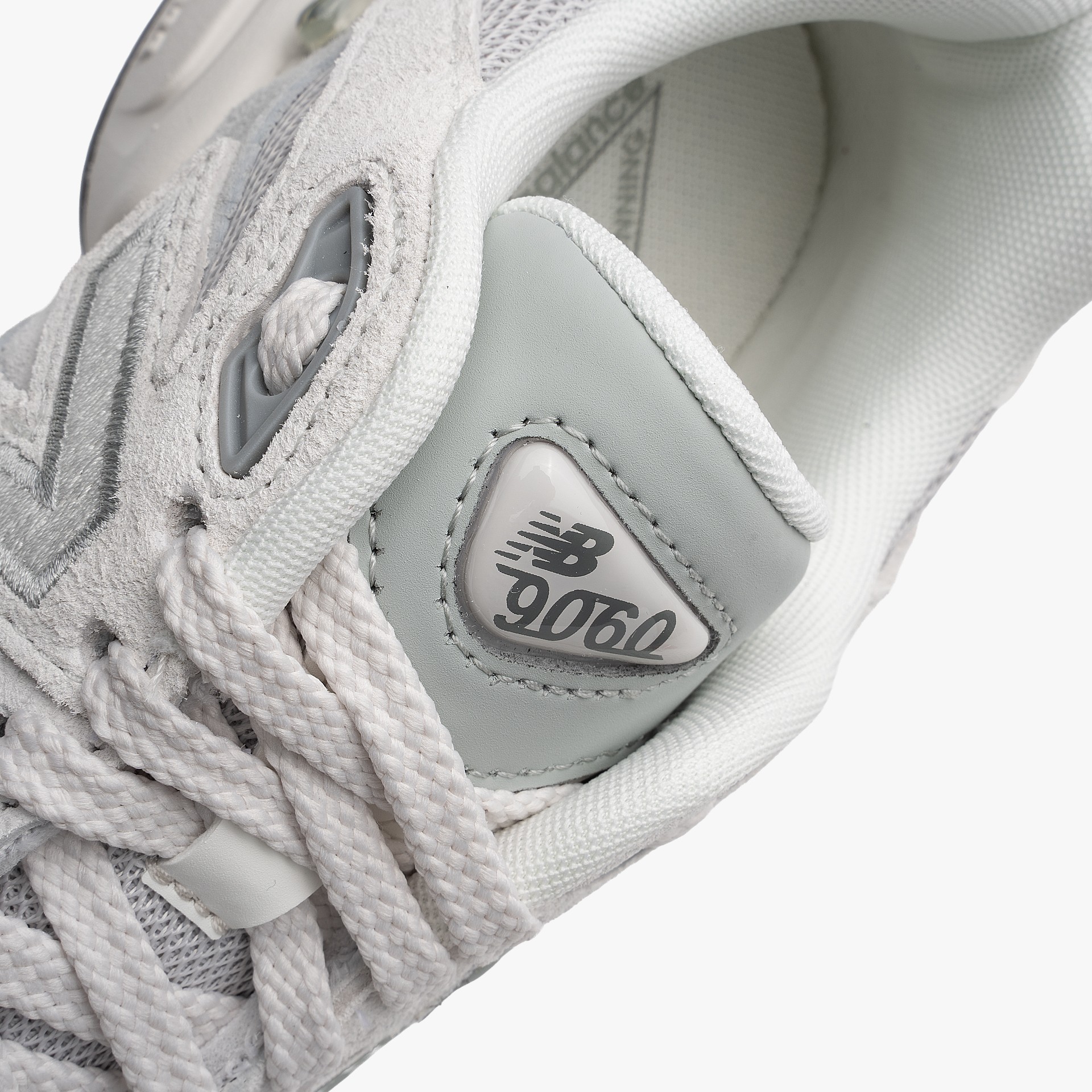 New Balance U9060