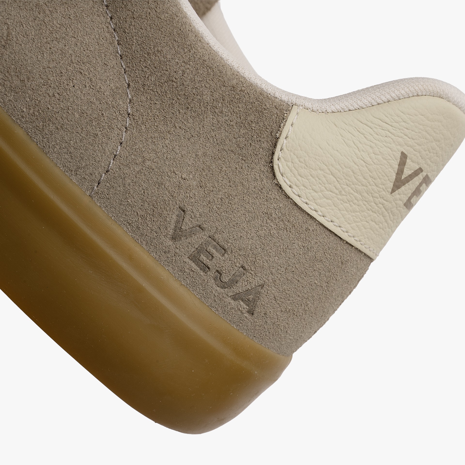 Veja Campo Suede