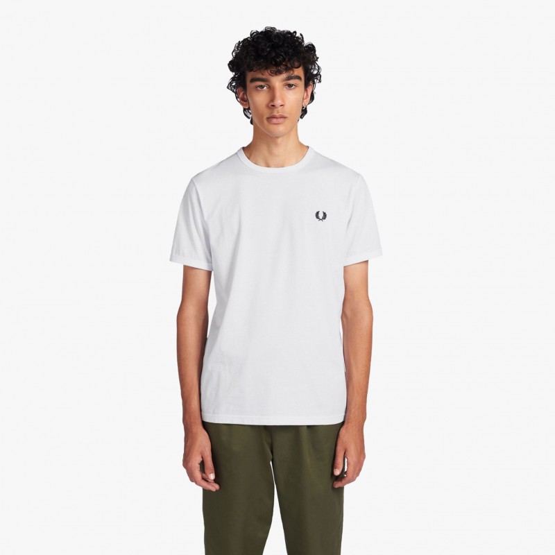 Fred Perry Ringer - M3519 100 - Fuxia, Urban Tribes United