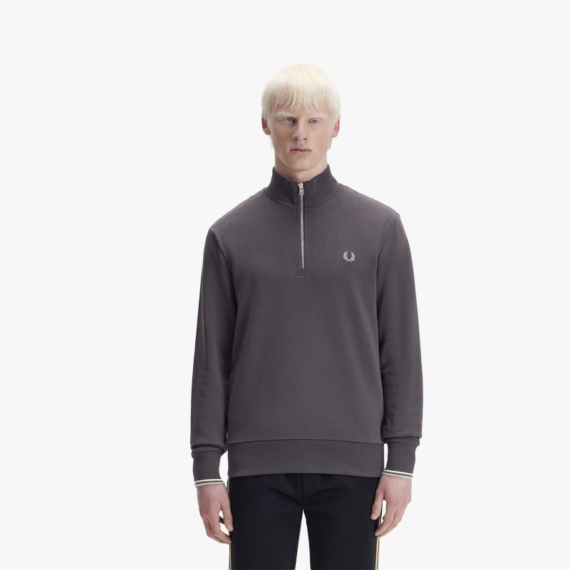 Fred Perry Half Zip - M3574 87A - Fuxia, Urban Tribes United