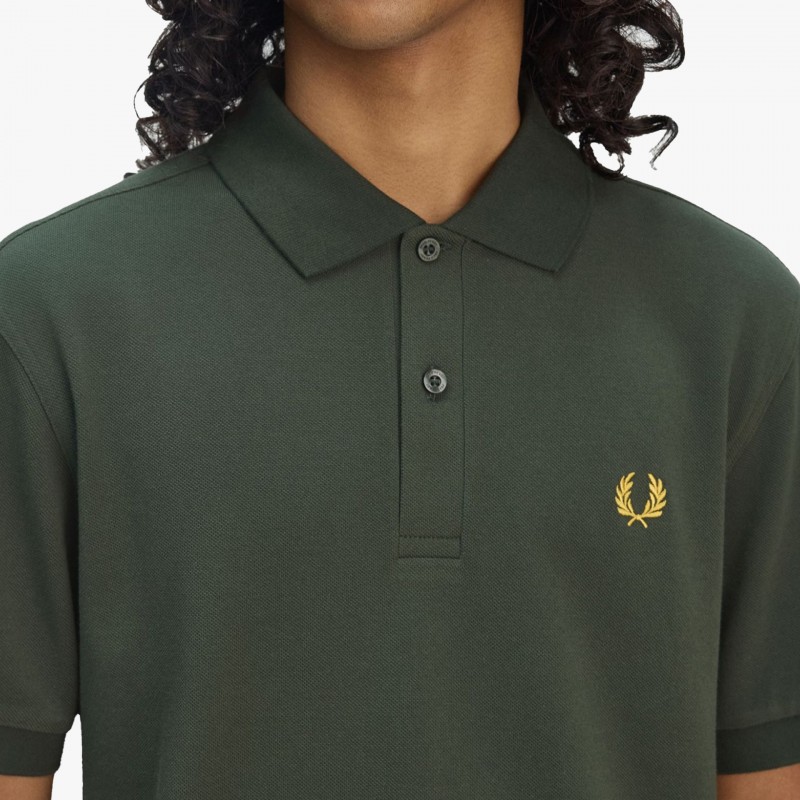 Fred Perry Slim Fit Basico Fred Perry Slim Fit Basico - M6000 Y22 - Fuxia, Urban Tribes United