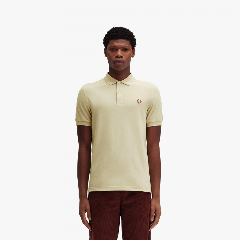 Fred Perry Slim Fit Basico Fred Perry Slim Fit Basico - M6000 W69 - Fuxia, Urban Tribes United