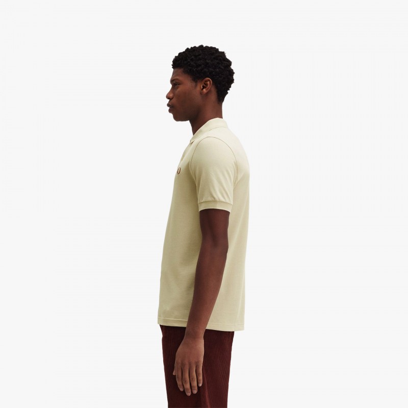 Fred Perry Slim Fit Basico Fred Perry Slim Fit Basico - M6000 W69 - Fuxia, Urban Tribes United