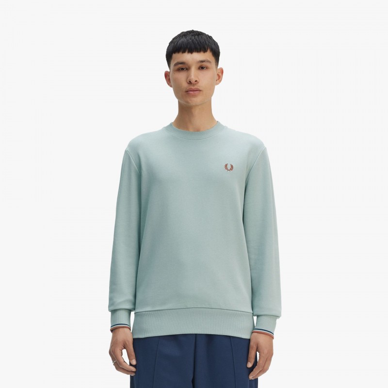 Fred Perry Crew Neck - M7535 X06 - Fuxia, Urban Tribes United