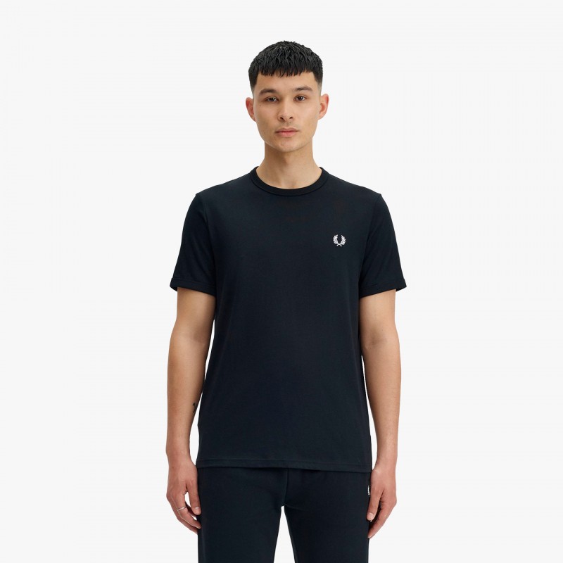 Fred Perry Ringer - M3519 102 - Fuxia, Urban Tribes United