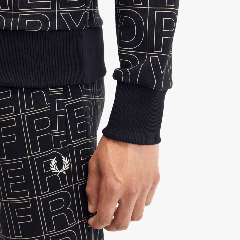 Fred Perry Spellout Graphic - M7719 102 - Fuxia, Urban Tribes United