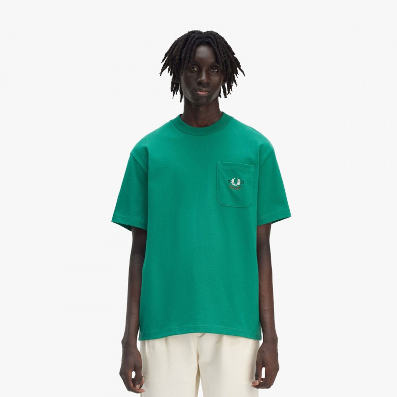 Fred Perry Relaxed 1952 - M9827 X87 - Fuxia, Urban Tribes United