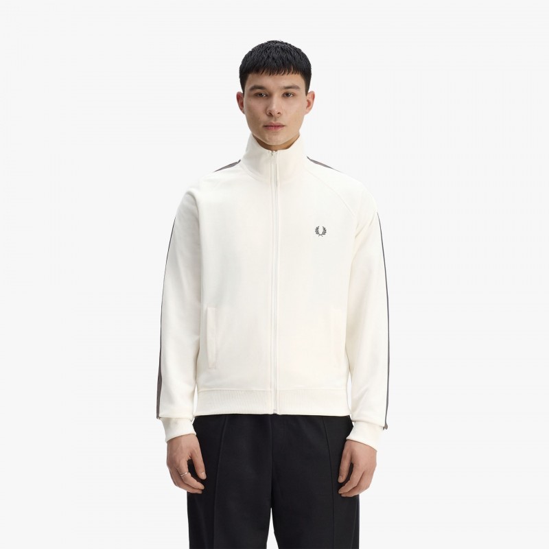 Fred Perry Contrast Tape Fred Perry Contrast Tape - J5557 42A - Fuxia, Urban Tribes United