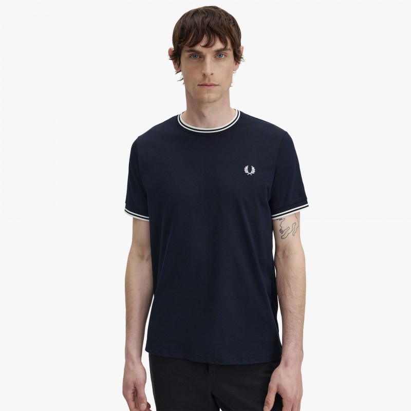 Fred Perry Twin Tipped Fred Perry Twin Tipped - M1588 795 - Fuxia, Urban Tribes United