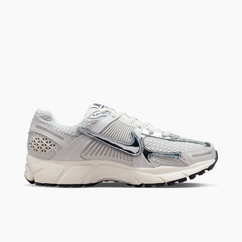 Nike W Zoom Vomero 5 - FD0884 025 - Fuxia, Urban Tribes United