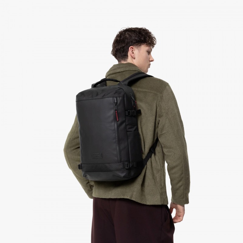 Eastpak Tecum M CNNCT - EK00091D3W8 - Fuxia, Urban Tribes United