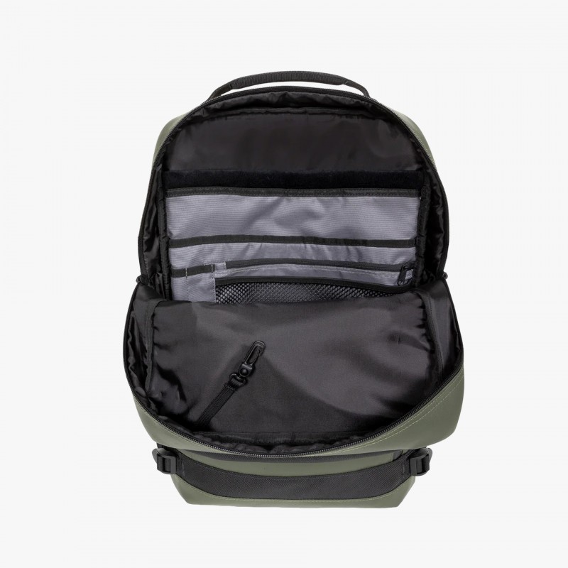Eastpak Tecum M CNNCT Eastpak Tecum M CNNCT - EK00091D3W9 - Fuxia, Urban Tribes United