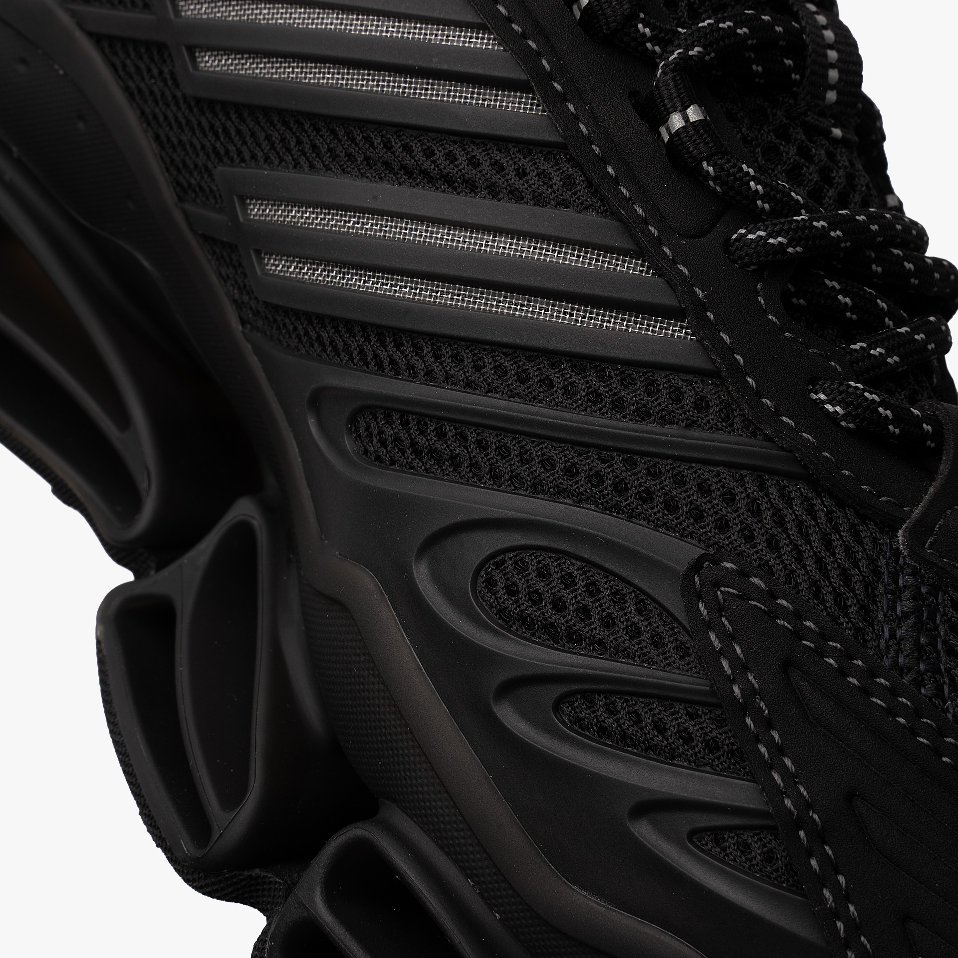 adidas Megaride AG