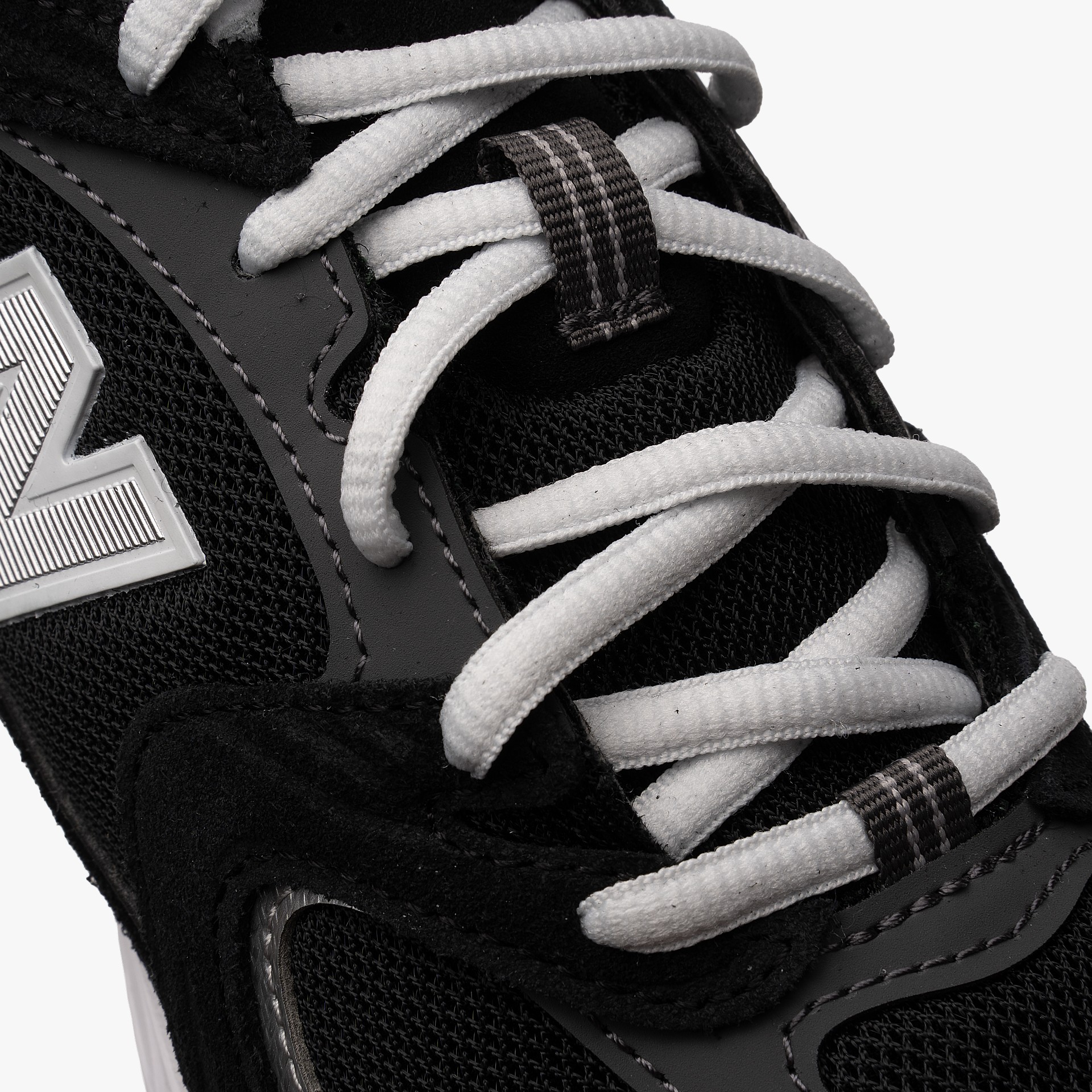 New Balance MR530