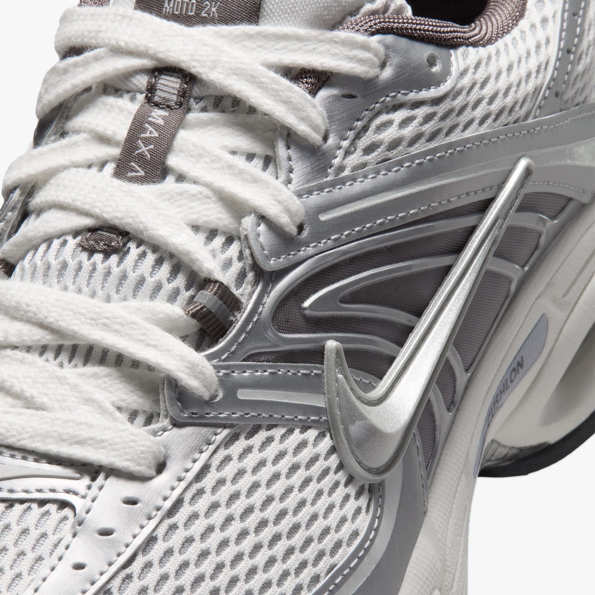 Nike Air Max Moto 2K