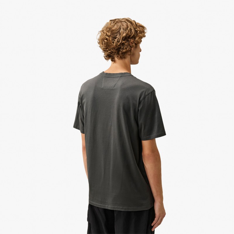C.P. Company Jersey Short Sleeve Logo Patch C.P. Company Jersey Short Sleeve Logo Patch - 21CMTS726A 005100W 985 - Fuxia, Urban Tribes United