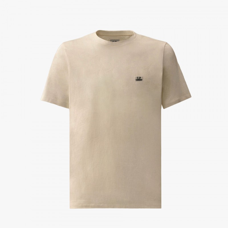 C.P. Company 30/1 Jersey Short Sleeve Logo Patch T-Shirt C.P. Company 30/1 Jersey Short Sleeve Logo Patch T-Shirt - RCCMTS726A 005100W 103 - Fuxia, Urban Tribes United