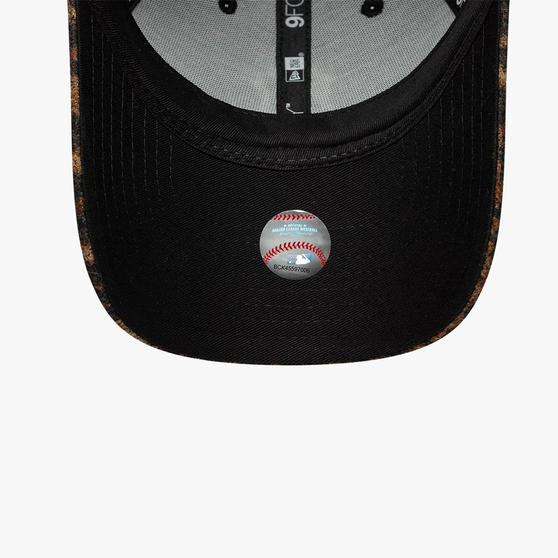New Era Leopard 9Forty
