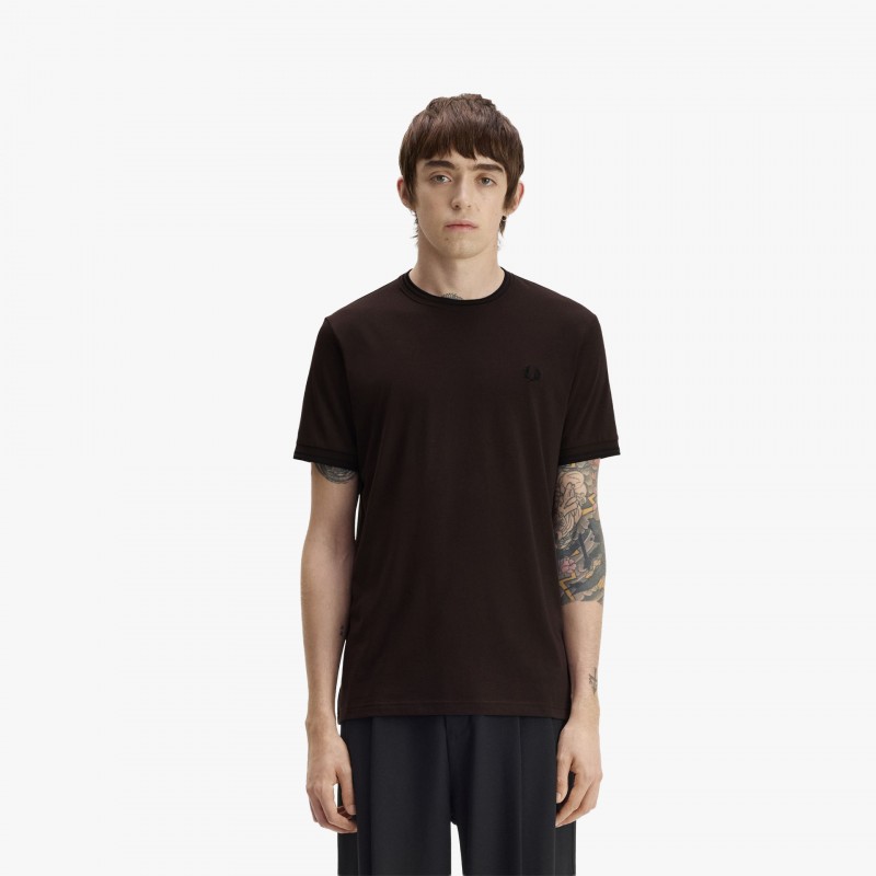 Fred Perry Twin Tipped Fred Perry Twin Tipped - M1588V 86C - Fuxia, Urban Tribes United