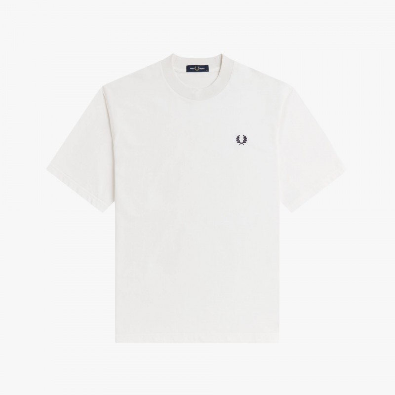 Fred Perry M2475 Fred Perry M2475 - M2475 129 - Fuxia, Urban Tribes United