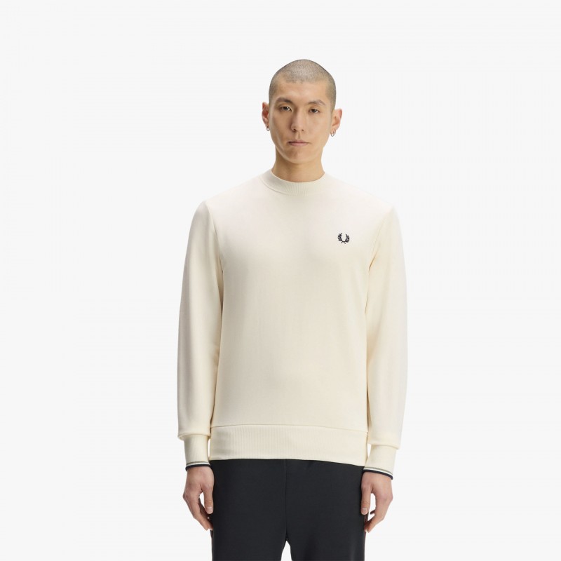 Fred Perry Crew Neck Fred Perry Crew Neck - M7535 68C - Fuxia, Urban Tribes United