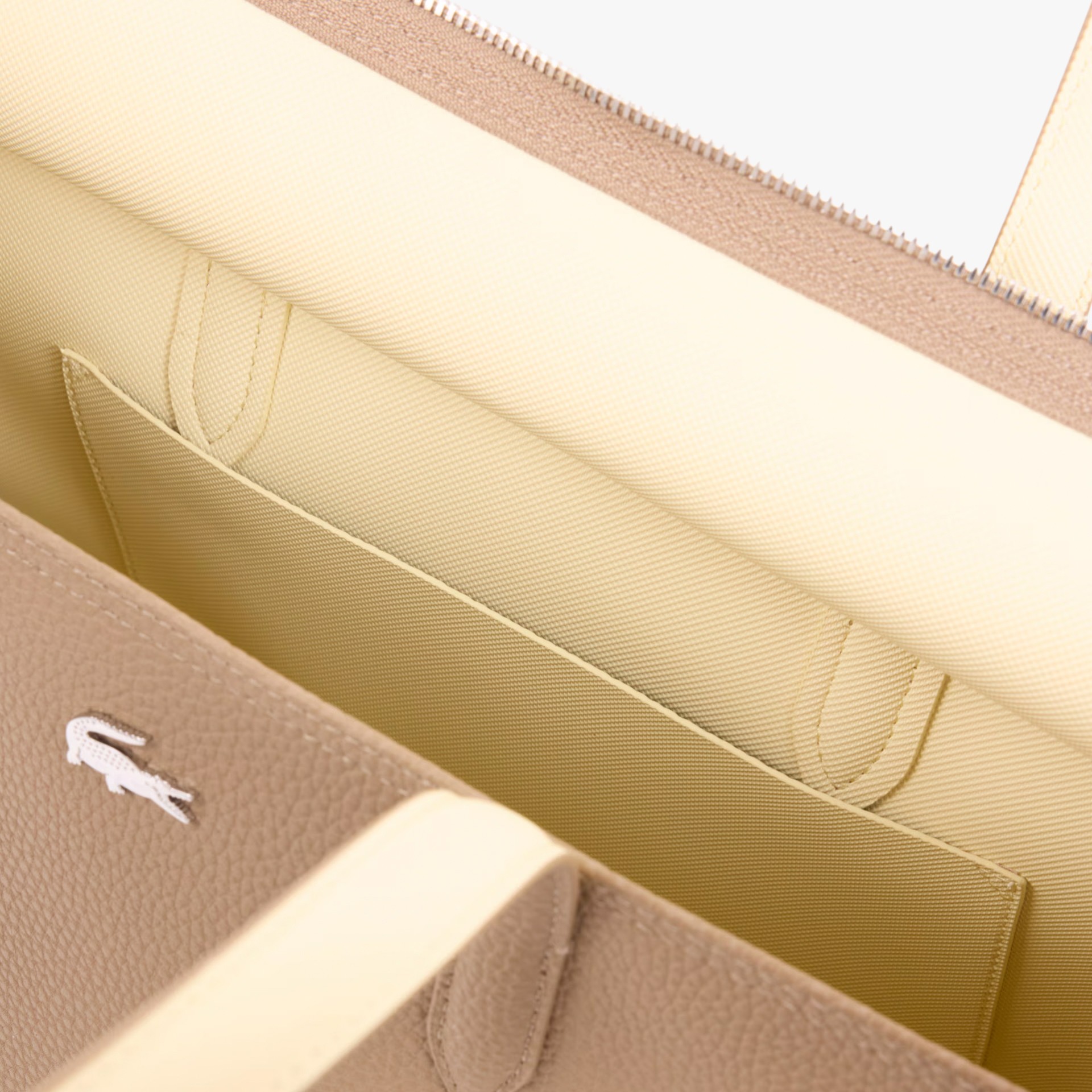 Lacoste Zipped Shopping