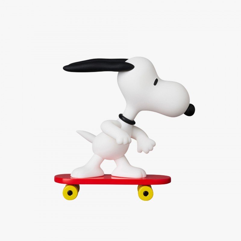 Medicom Toy UDF Peanuts Series 17 Skateboard Snoopy Medicom Toy UDF Peanuts Series 17 Skateboard Snoopy - UDFPEA17SKS - Fuxia, Urban Tribes United