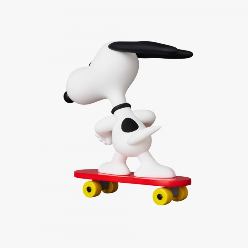 Medicom Toy UDF Peanuts Series 17 Skateboard Snoopy Medicom Toy UDF Peanuts Series 17 Skateboard Snoopy - UDFPEA17SKS - Fuxia, Urban Tribes United