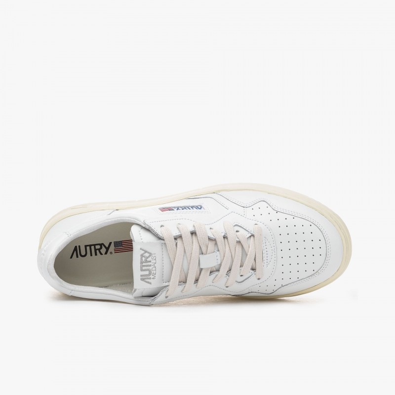 AUTRY Medalist Low Leather AUTRY Medalist Low Leather - AULM LL15 - Fuxia, Urban Tribes United