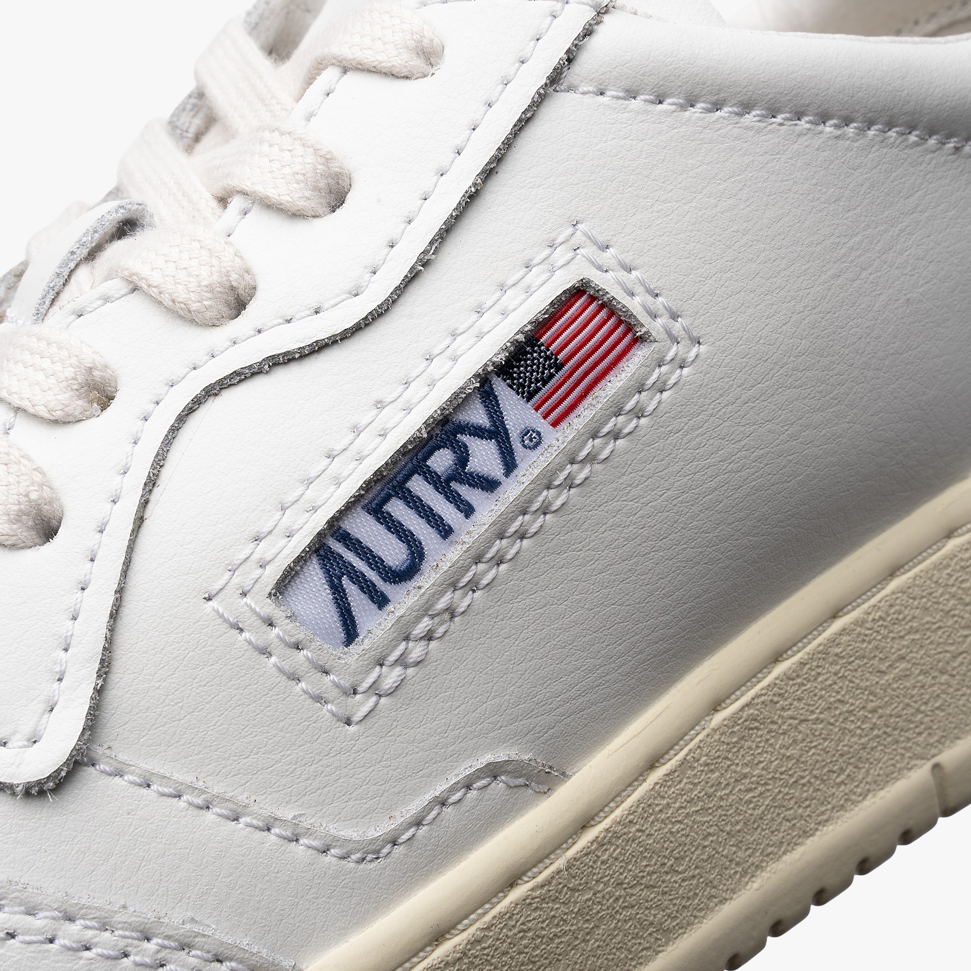 AUTRY Medalist Low Leather