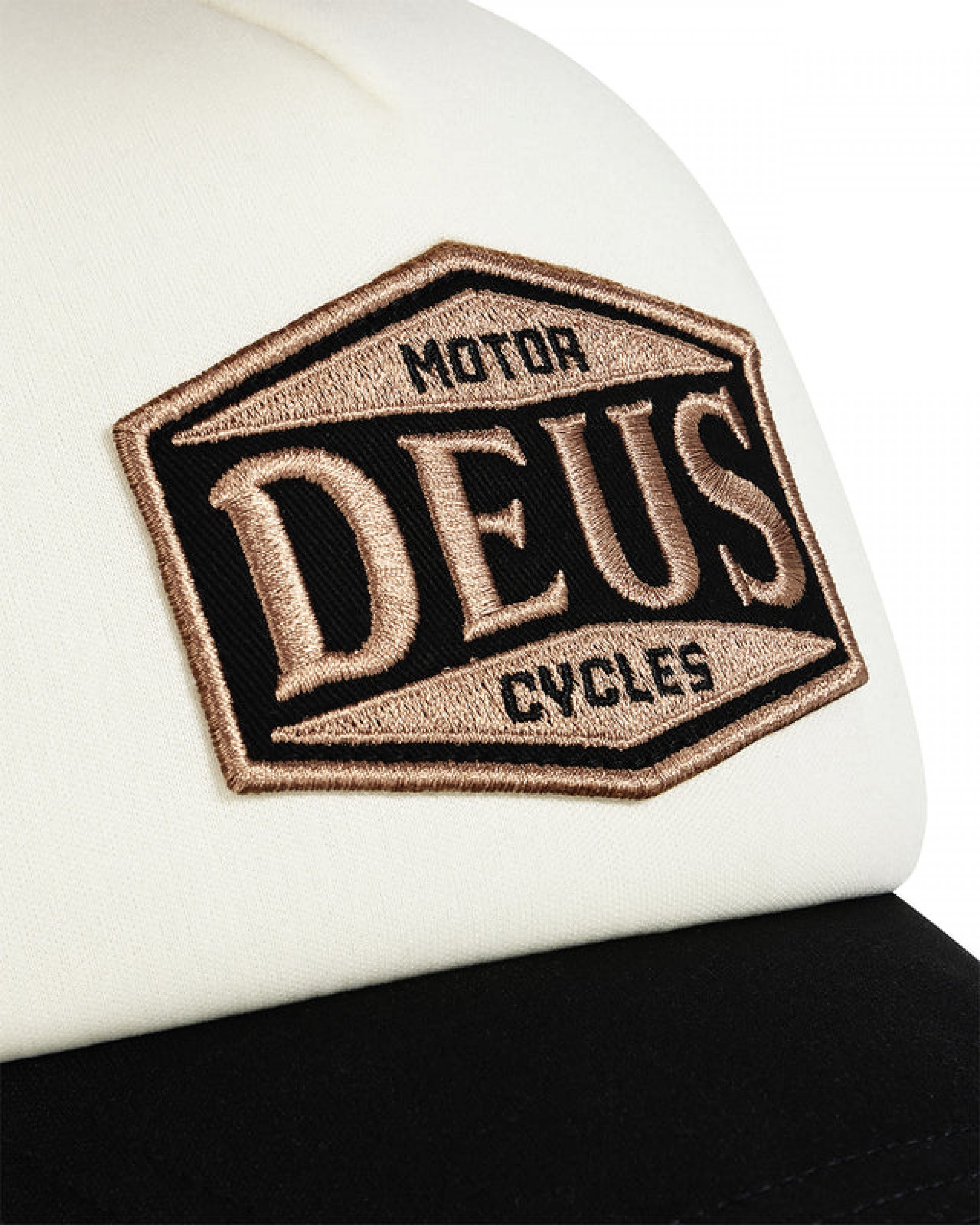 Deus Ex Machine Josel Trucker
