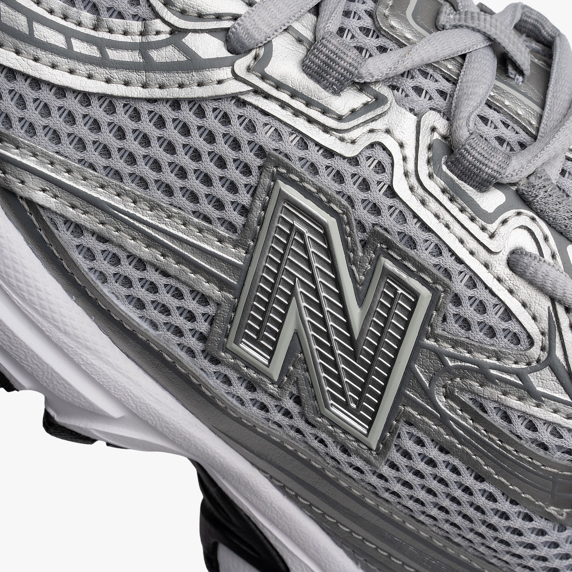 New Balance U740