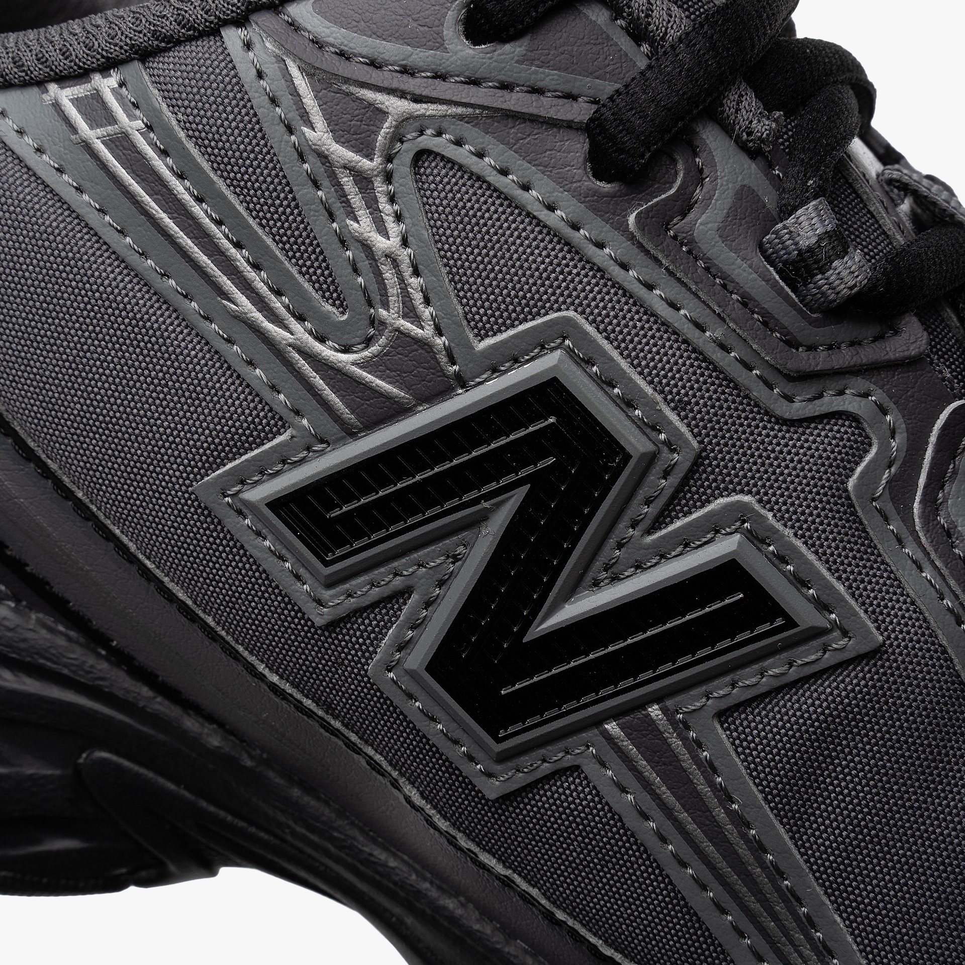New Balance U740