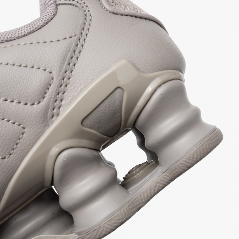 Nike W Shox Nike W Shox - IQ0023 001 - Fuxia, Urban Tribes United